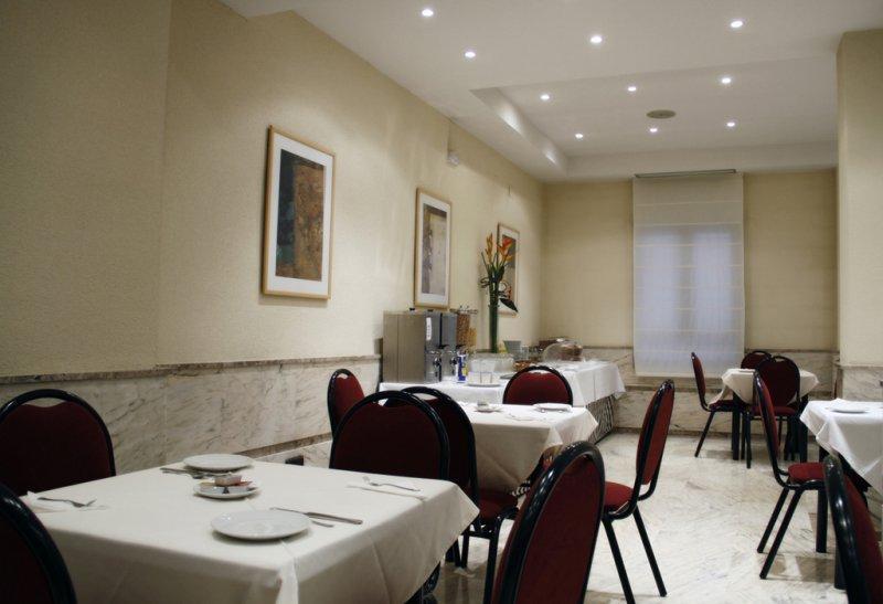 Hotel Yit Conquista De Toledo Толедо Экстерьер фото